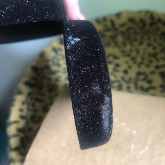 GUC Tom Ford Glasses Case - Picture 5 of 6